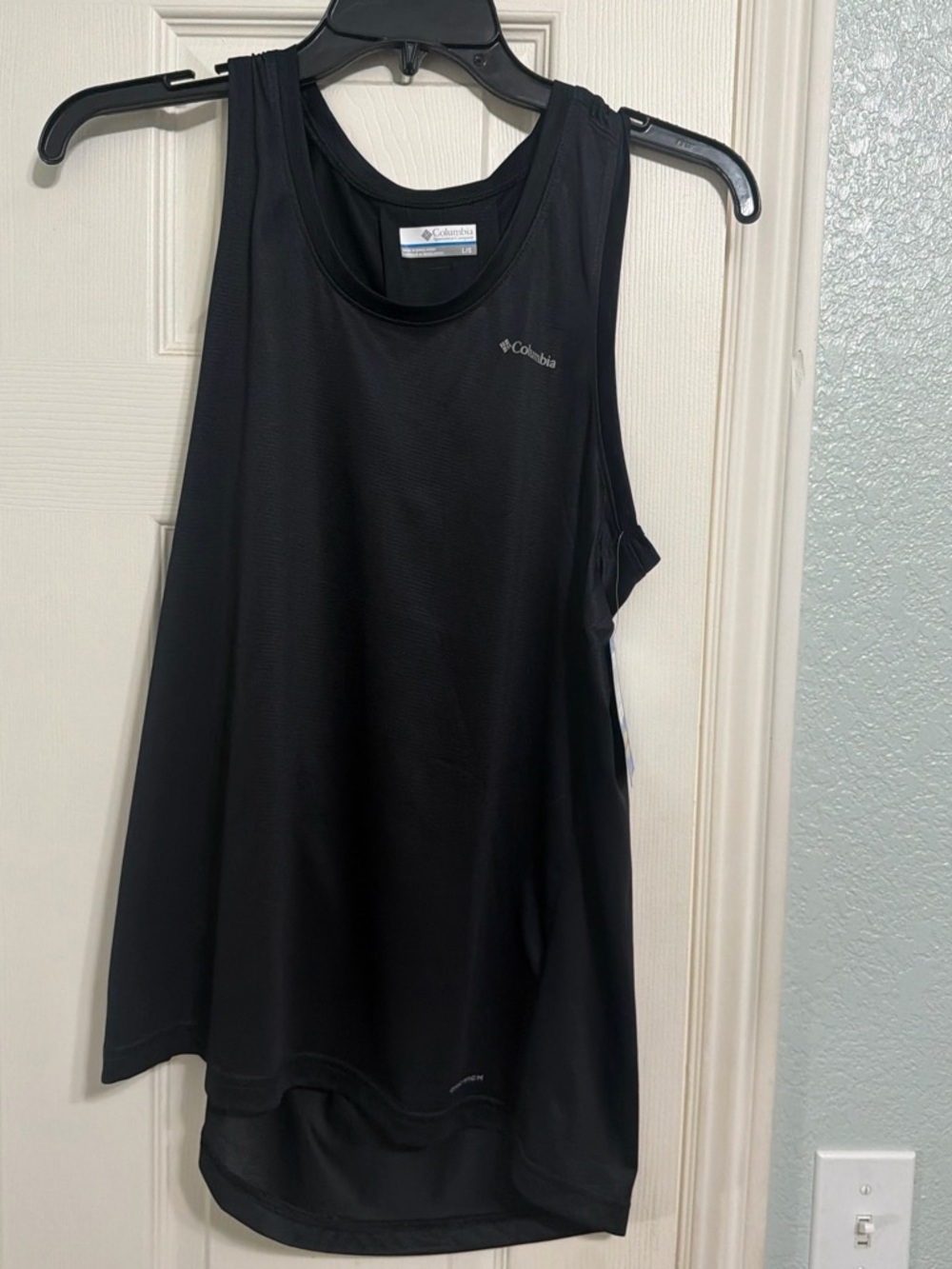 NEW WITH TAGS!! Columbia Women's Black Performance Tank Top